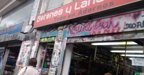 BOTONES Y LANAS LA 56 BOTONES Y LANAS LA 56